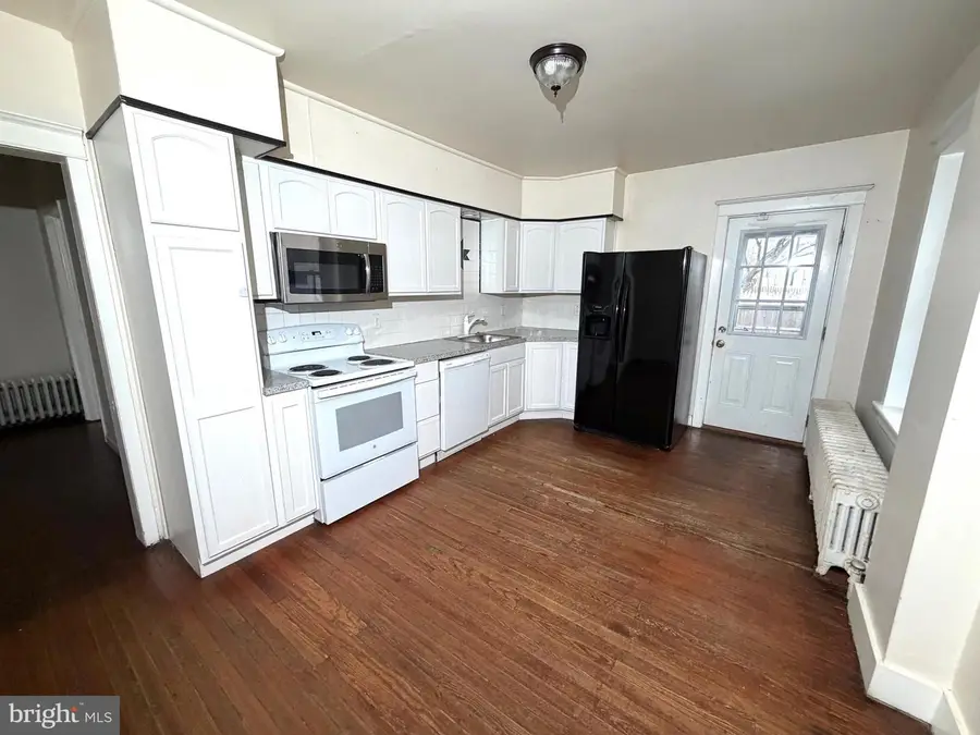 416 Carlton Ave, Bethlehem, PA 18015 - #3