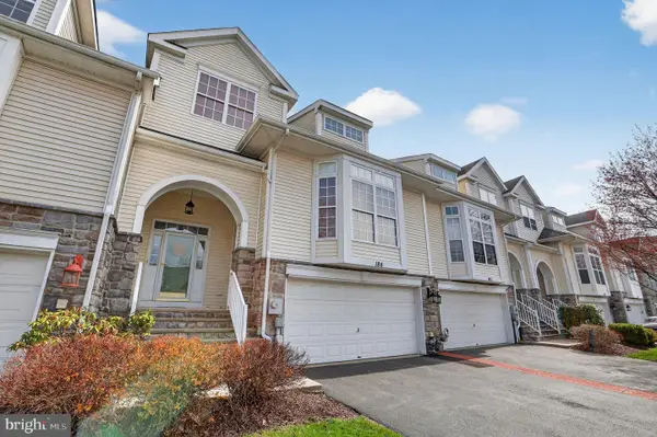 186 Oakmont Ct, EASTON, PA 18042