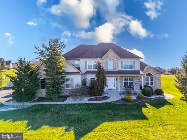 145 Fox Ridge, NAZARETH, PA 18064