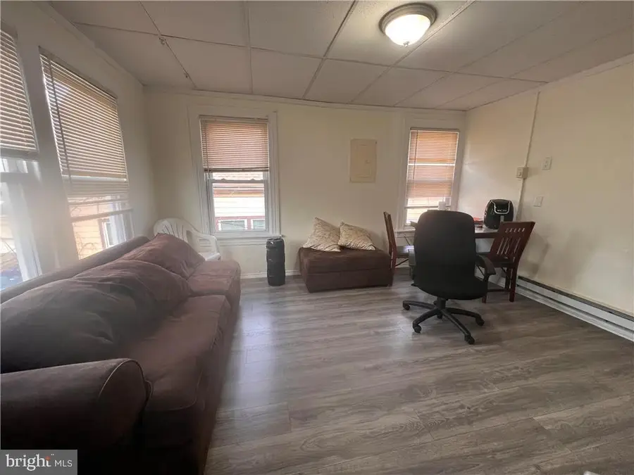 1029 Ferry St, Easton, PA 18042 - #2