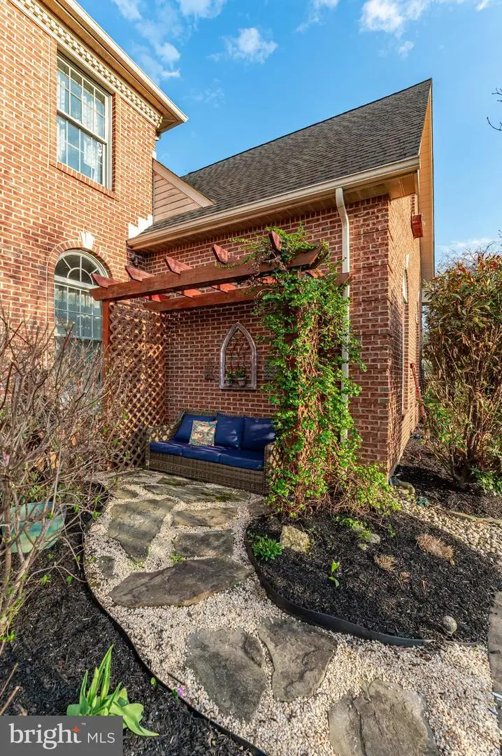 4260 Farmersville Ct, Easton, PA 18045 - #3