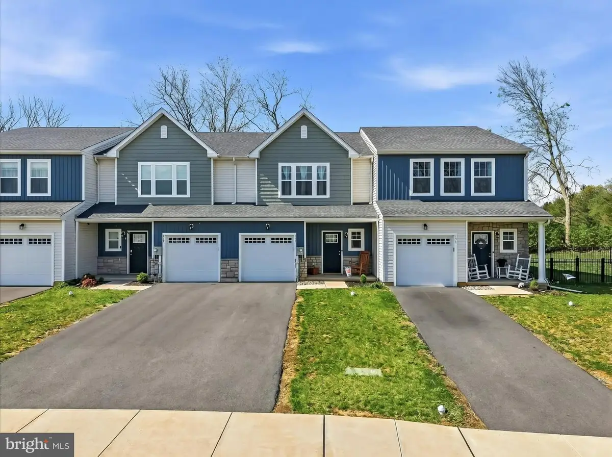 133 Scotty Dr, Easton, PA 18045 - #1