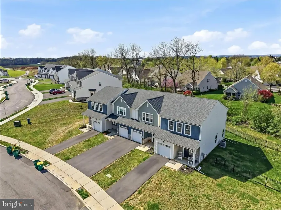 133 Scotty Dr, Easton, PA 18045 - #3
