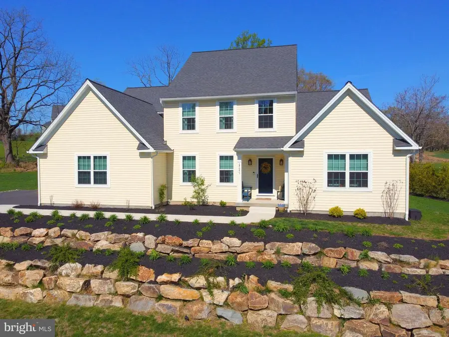 2645 Longridge Dr, Hellertown, PA 18055 - #2