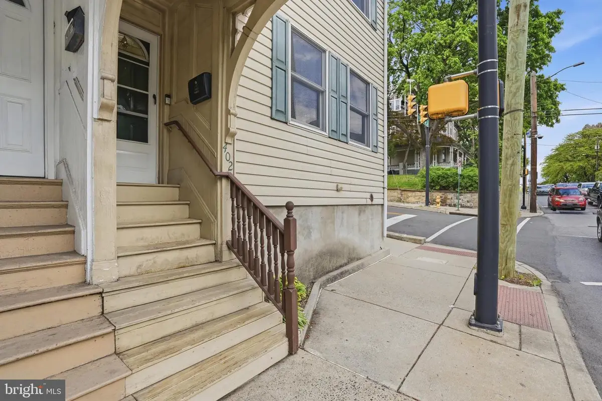 402 Wyandotte St, Bethlehem, PA 18015 - #1
