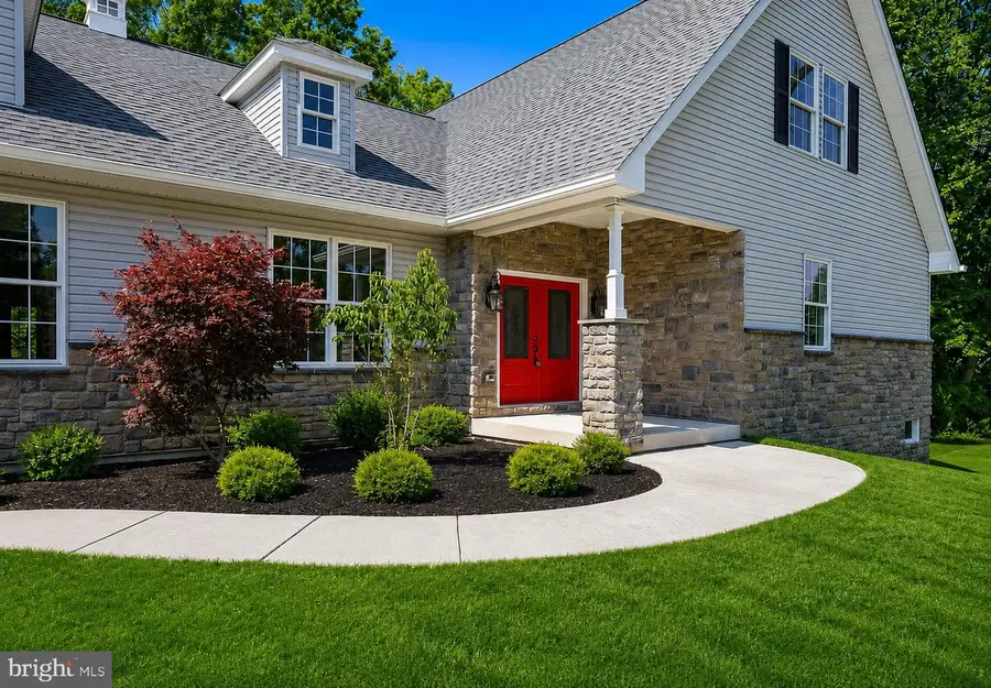 2640 Eagle Ln, Hellertown, PA 18055 - #3