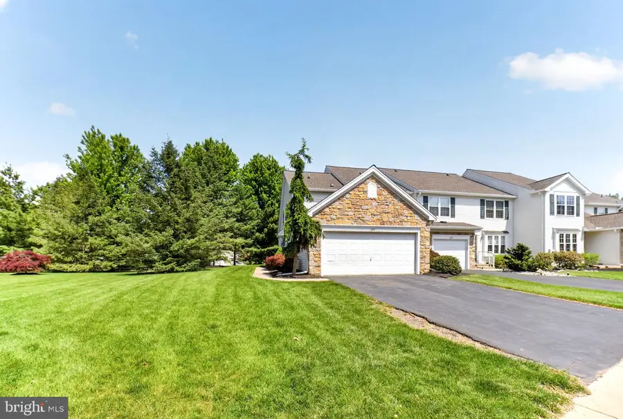 224 Park Ridge Dr, Easton, PA 18040 - #2