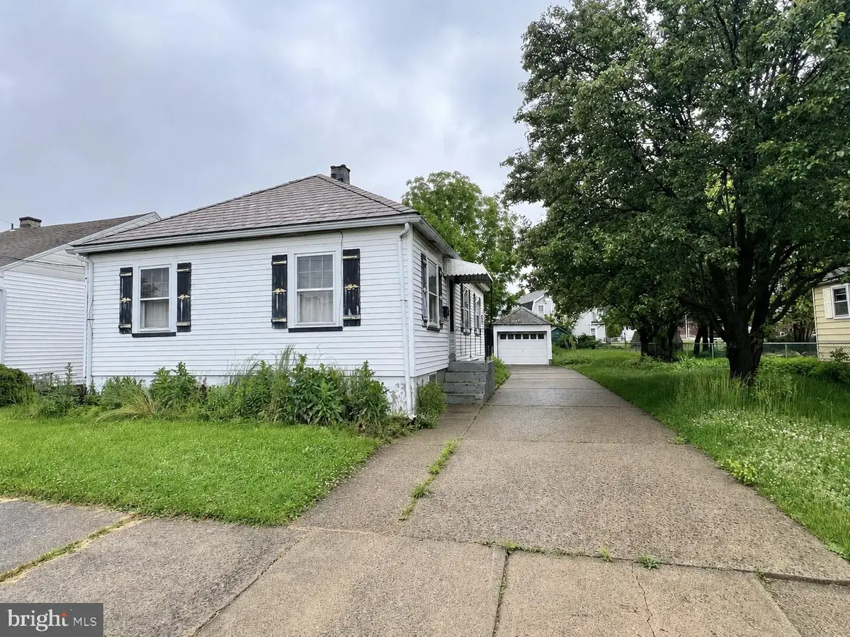 830 Miller St, Easton, PA 18042 - #1