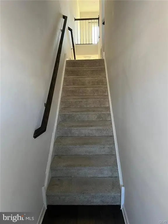 2191 Cook Dr, Easton, PA 18045 - #2
