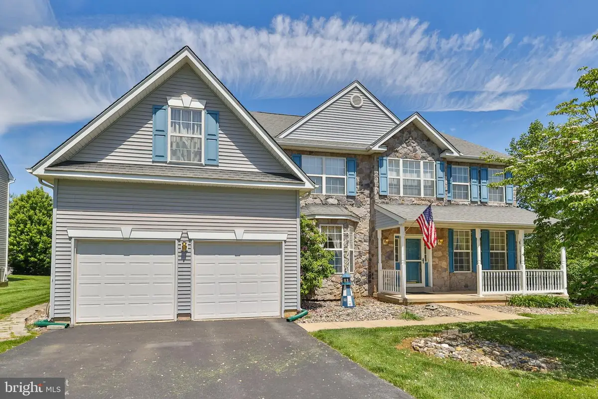 13 Windrift Ct, Easton, PA 18045 - #1