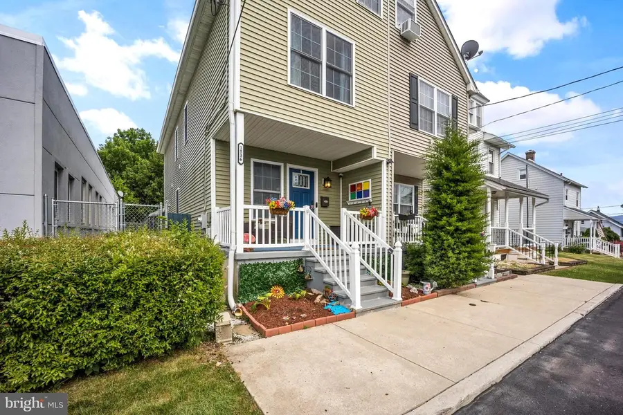 1536 Hottle Ave, Bethlehem, PA 18018 - #2