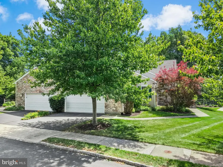 1871 Caryn Dr, Hellertown, PA 18055 - #3