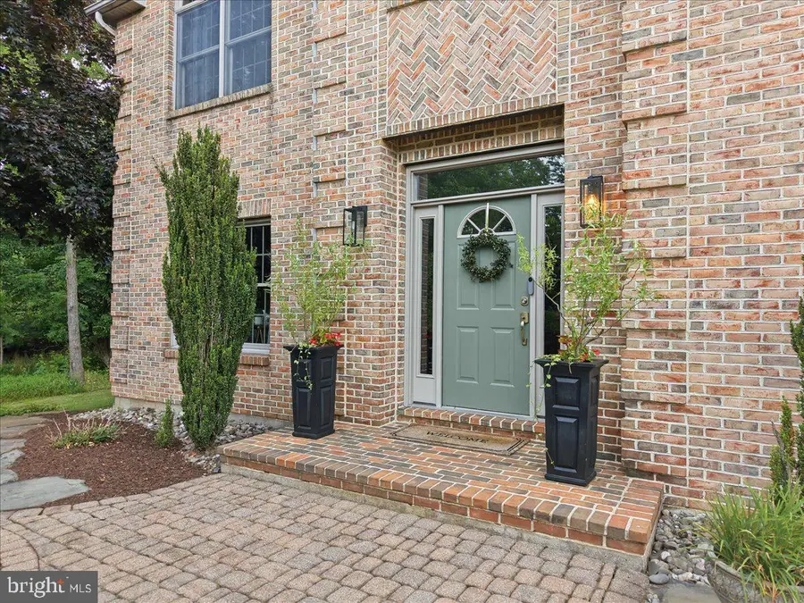 831 Colonna Ln, Nazareth, PA 18064 - #3
