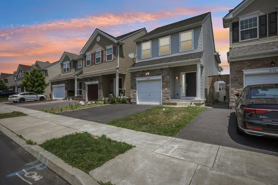 2127 Huntington Ln, Easton, PA 18040 - #3