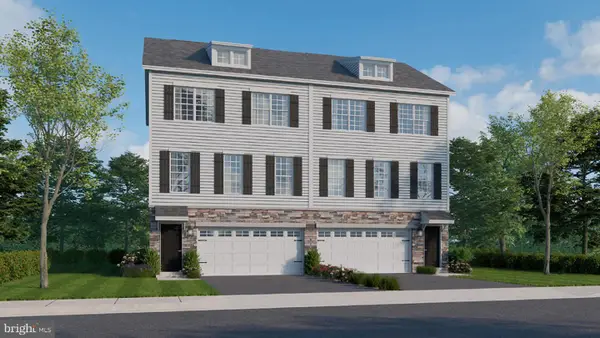 219 Winding Rd, FORKS TOWNSHIP, PA 18040