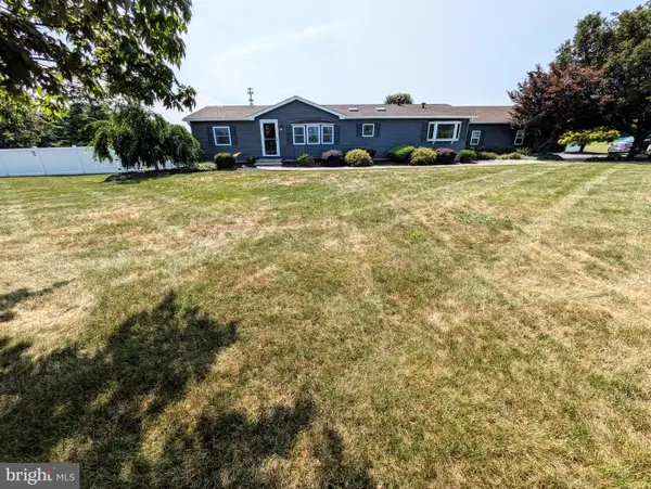 317 S Hokendauqua Dr, NORTHAMPTON, PA 18067
