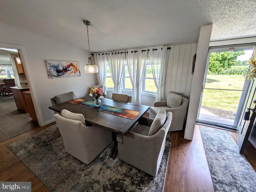 317 S Hokendauqua Dr, Northampton, PA 18067 - #3