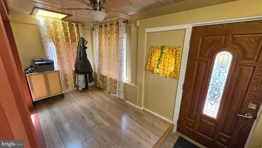 141 N 4th St, Bangor, PA 18013 - #3