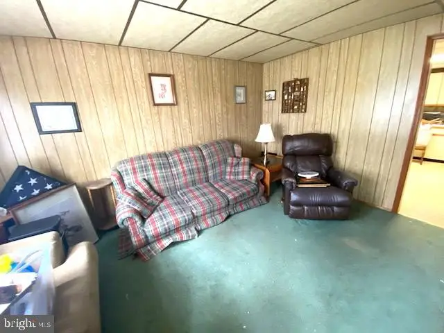 315 Phillips St, Hellertown, PA 18055 - #3