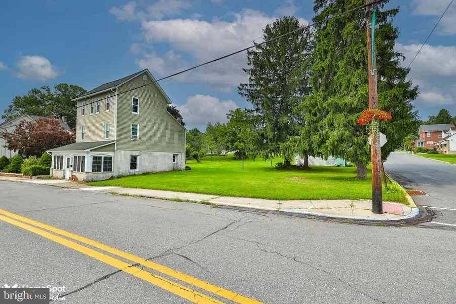726 Garibaldi Ave, Bangor, PA 18013 - #2