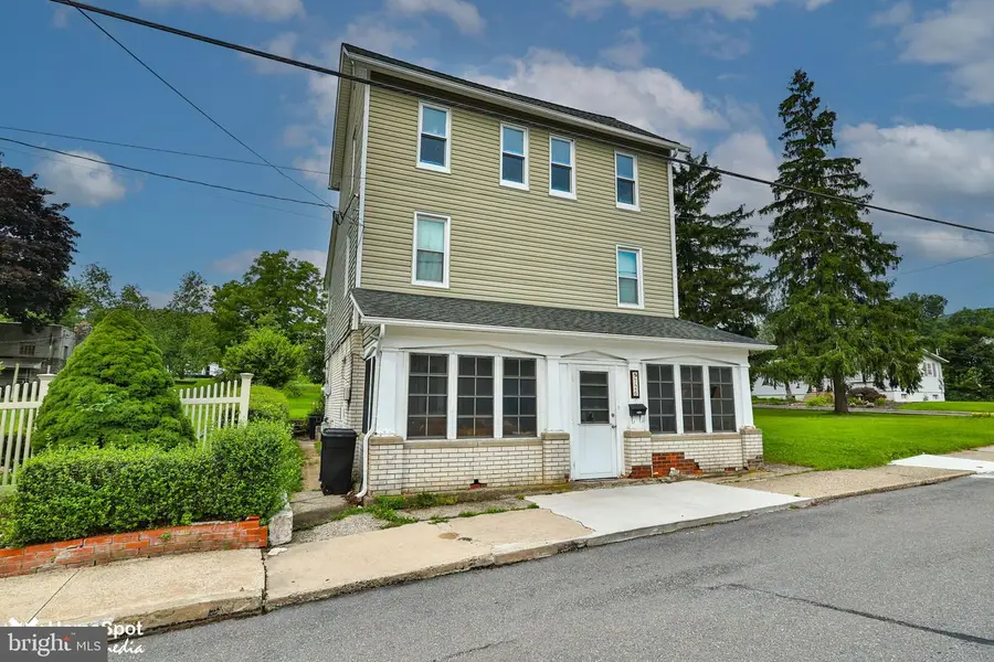 726 Garibaldi Ave, Bangor, PA 18013 - #3