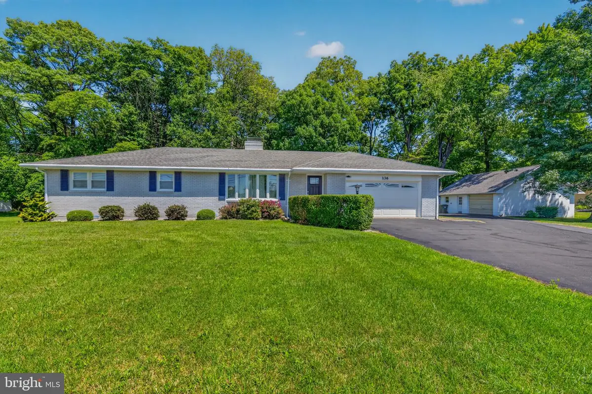 136 Grouse Dr, Bath, PA 18014 - #1