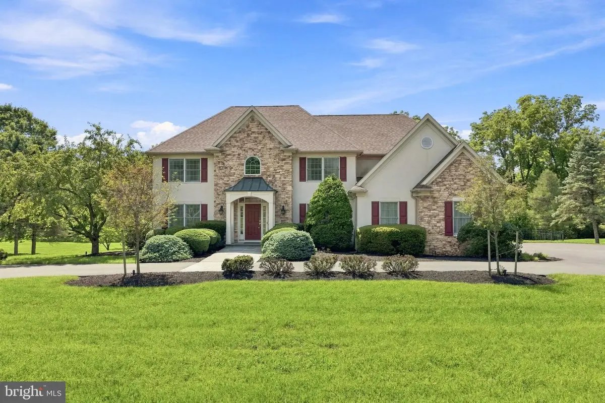 1572 Surrey Rd, Bethlehem, PA 18015 - #1