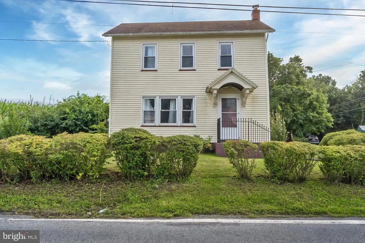 506 Richmond Rd, Bangor, PA 18013 - #1