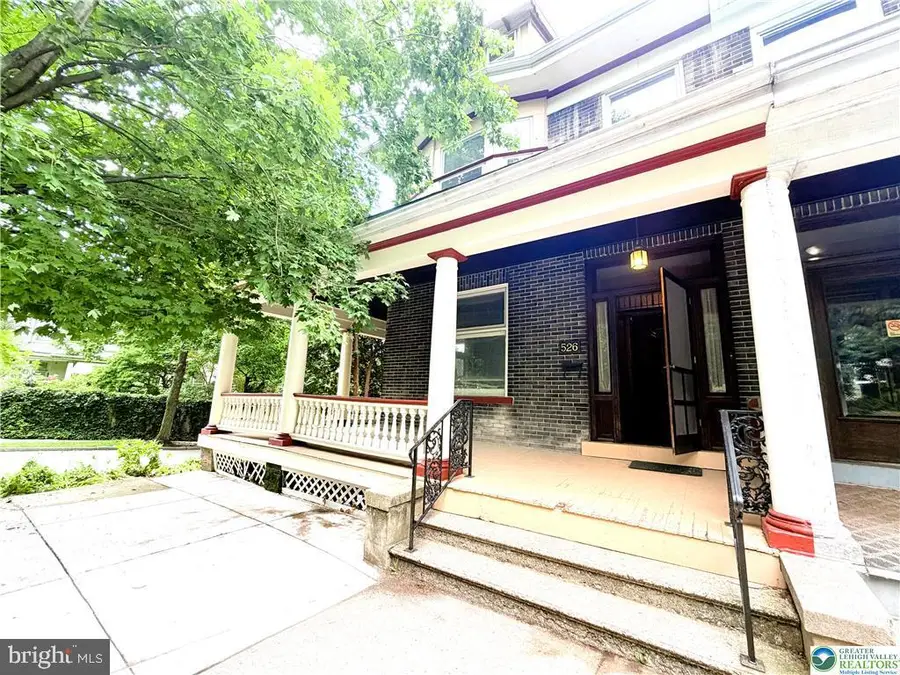 526 Seneca St, Bethlehem, PA 18015 - #2
