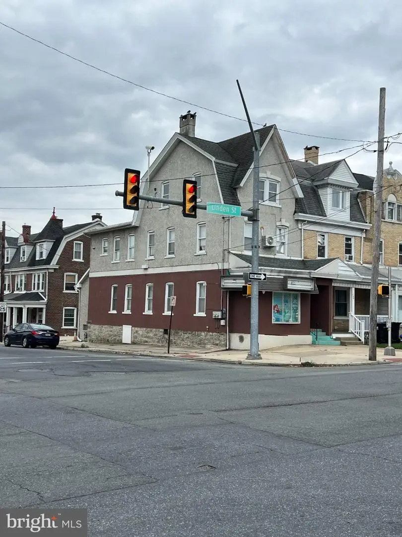 748 Linden St, Bethlehem, PA 18018 - #2