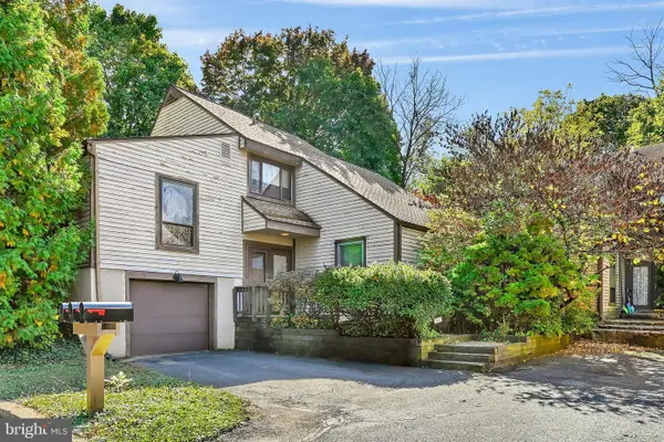 2802 Westgate Dr, EASTON, PA 18040