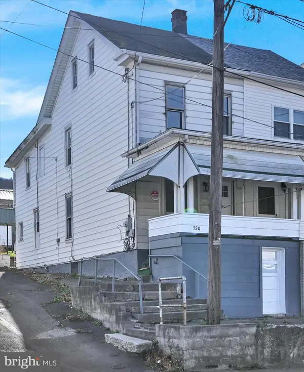 520 E 5th St, MT CARMEL, PA 17851