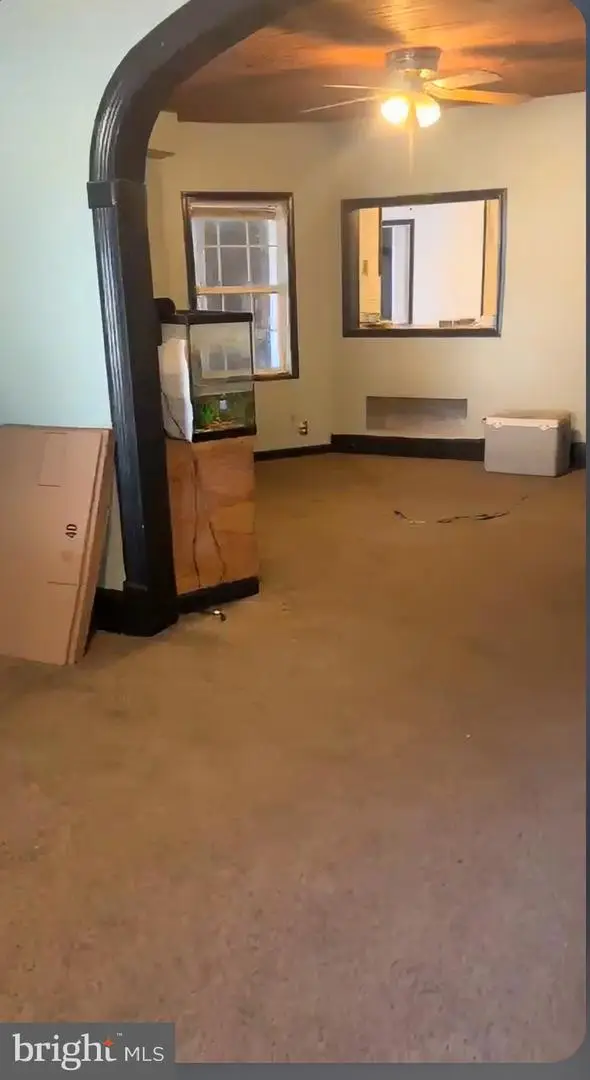 838 W Pine St, Coal Township, PA 17866 - Image #2