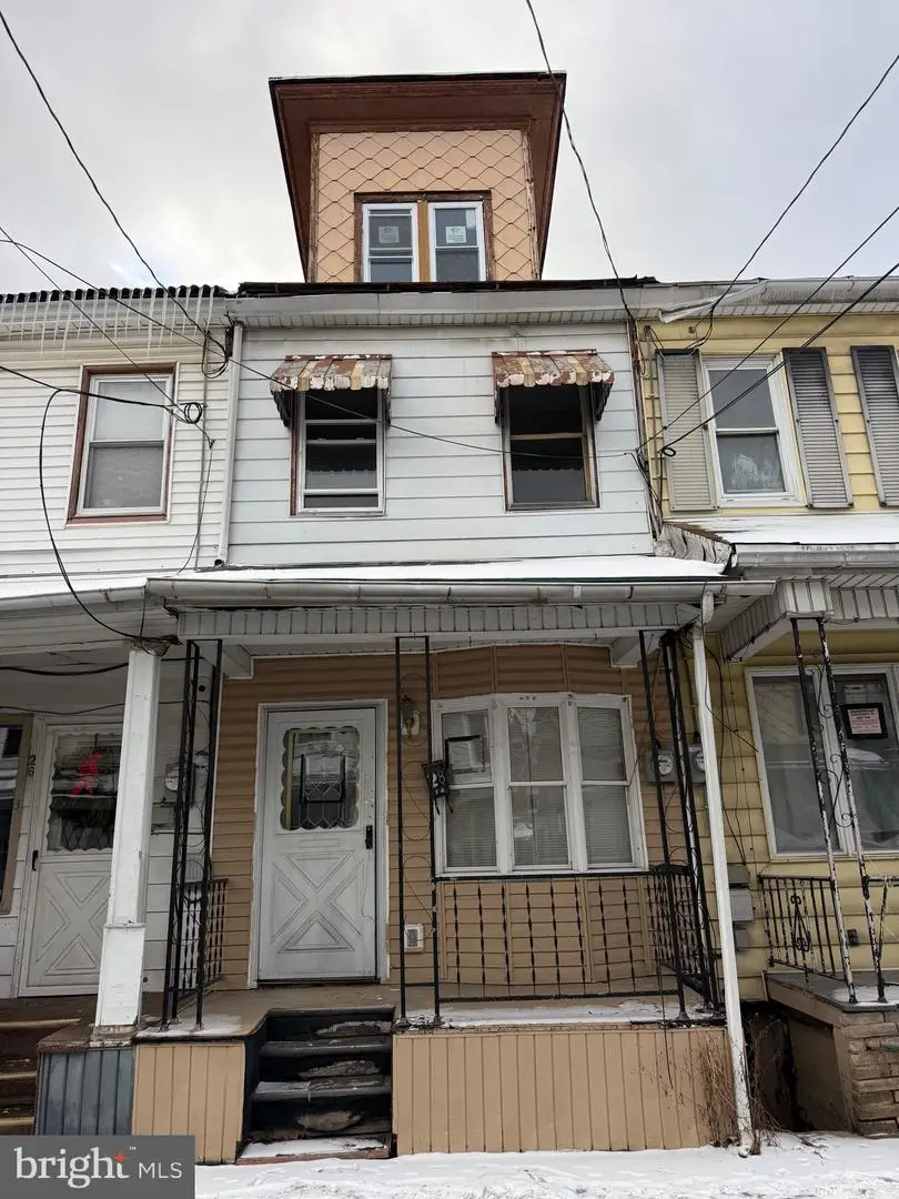 28 N Rock St, Shamokin, PA 17872 - Image #1