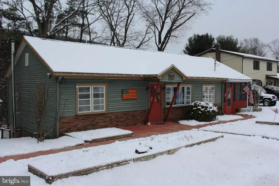 1839 Trevorton Rd, Coal Township, PA 17866 - Image #3