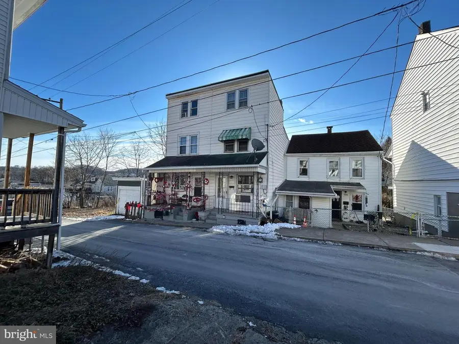 1042 W Water St, Coal Township, PA 17866 - #3