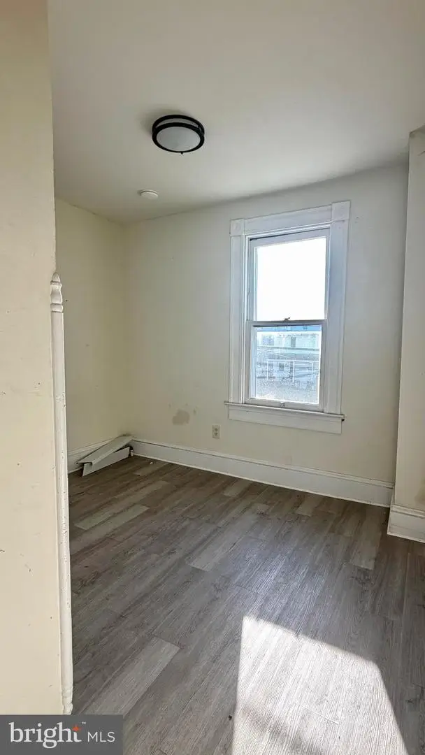 226 W 6th St, Mount Carmel, PA 17851 - #2