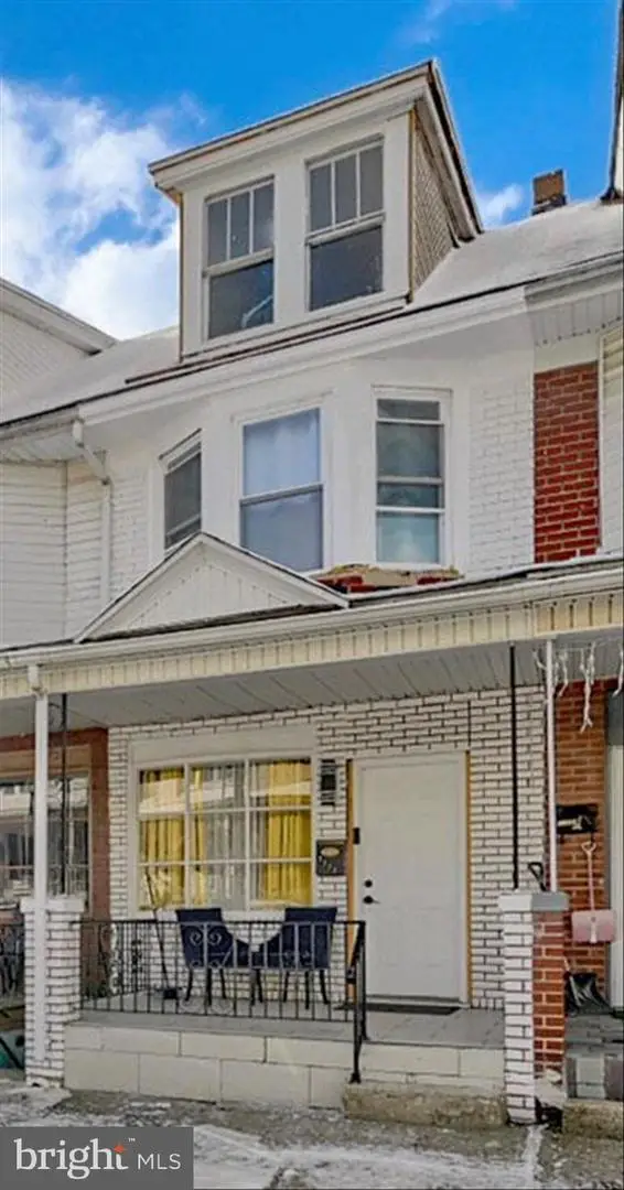 1113 Poplar St, Kulpmont, PA 17834 - #3