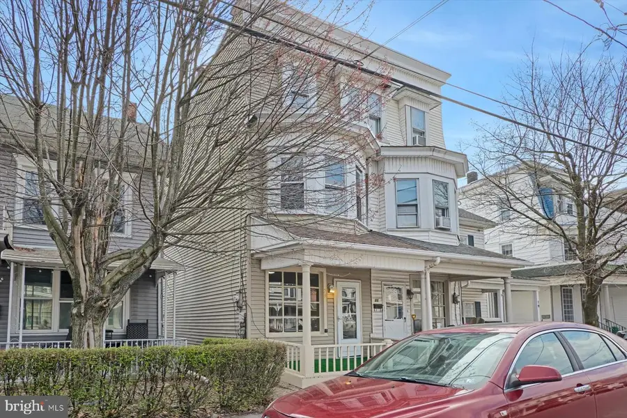 23 N 6th St, Shamokin, PA 17872 - #2