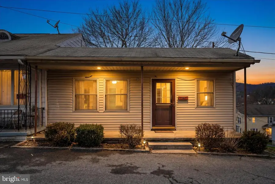 602 Hillside Ave, Shamokin, PA 17872 - #2