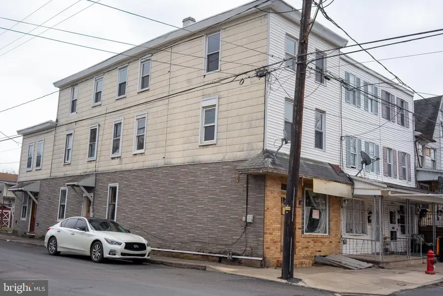 333 N Vine St, Mount Carmel, PA 17851 - #2