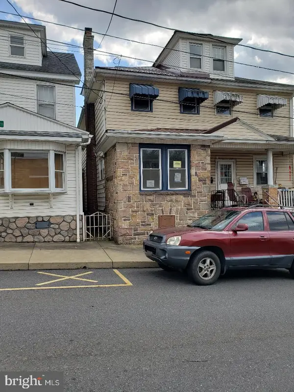502 W Girard St, MOUNT CARMEL, PA 17851