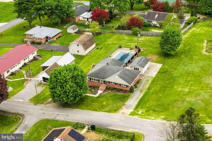 51 Harmon Ln, Watsontown, PA 17777 - #2