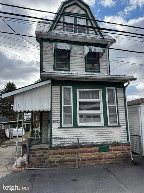 1115 Oak St, KULPMONT, PA 17834
