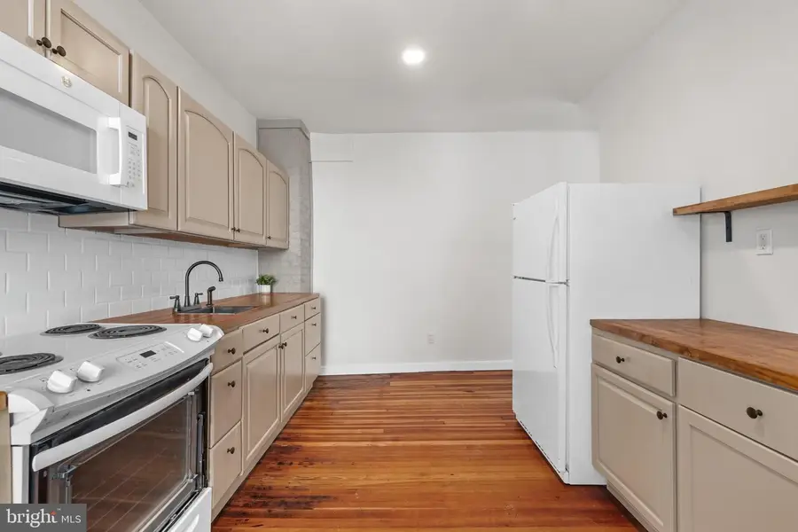 335 W 6th St, Mount Carmel, PA 17851 - #3