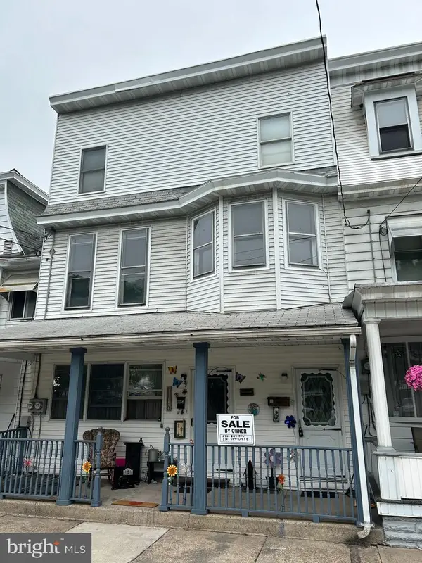 136-138 S Market St, SHAMOKIN, PA 17872