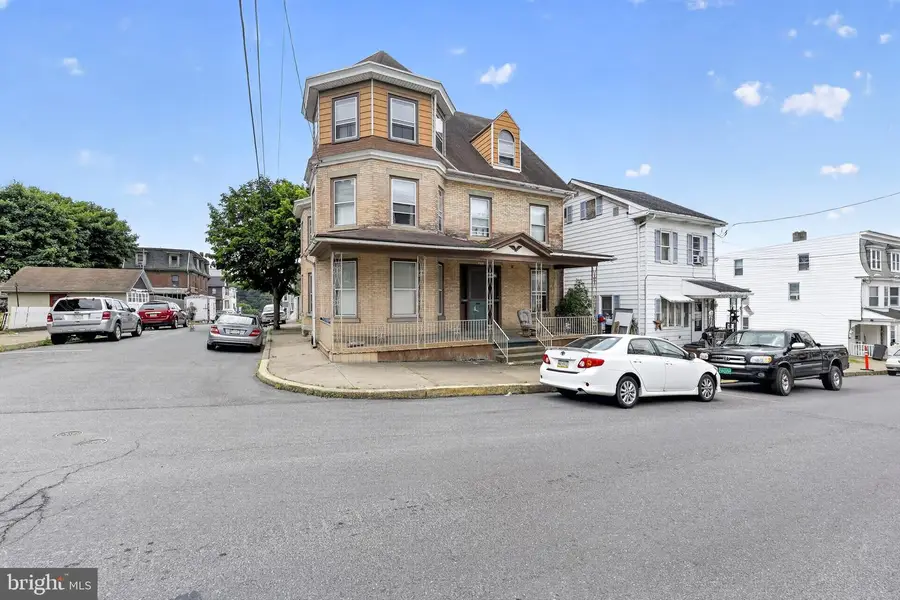 726 E Dewart St, Shamokin, PA 17872 - #3
