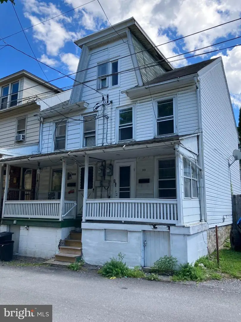 918 W Wood St, Coal, PA 17866 - #1