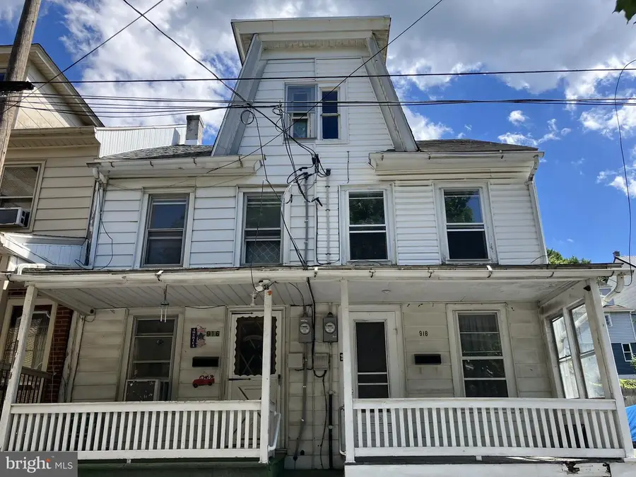 918 W Wood St, Coal, PA 17866 - #2