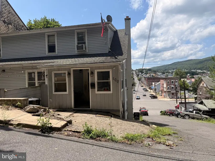 100 S Diamond St, Shamokin, PA 17872 - #2